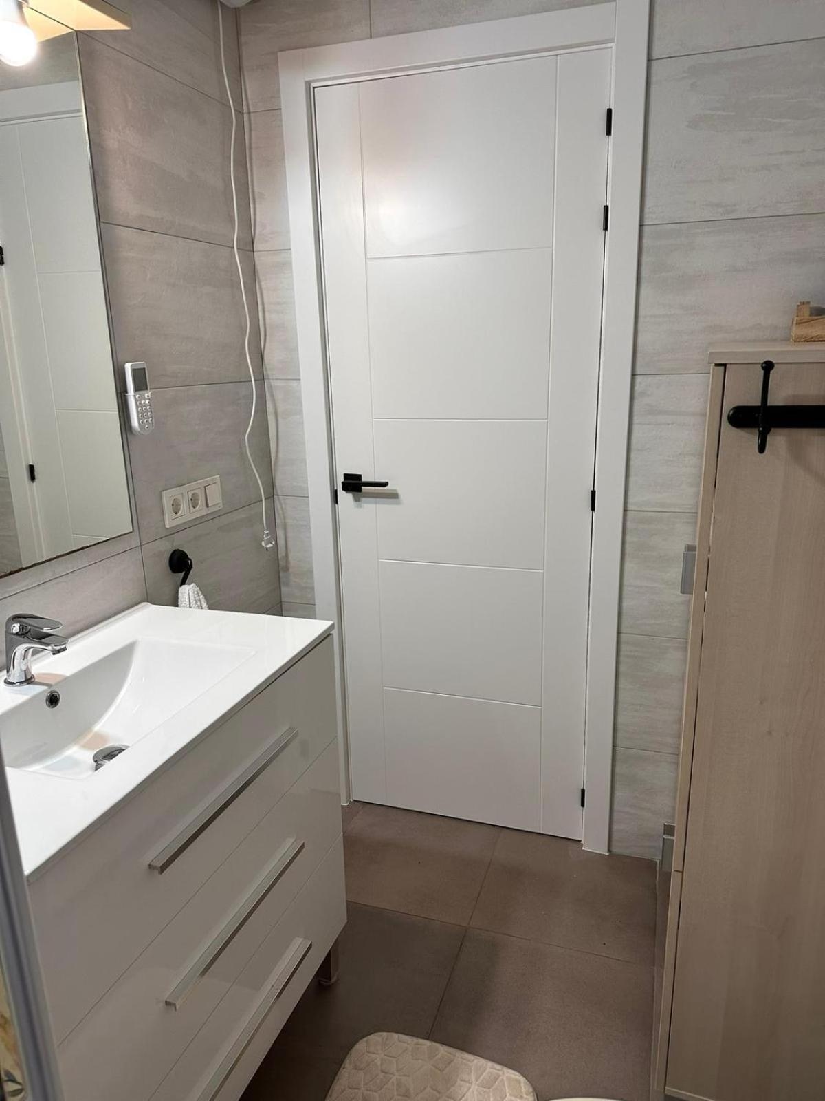 Apartamento Happy Hideaway Alicante Exterior foto