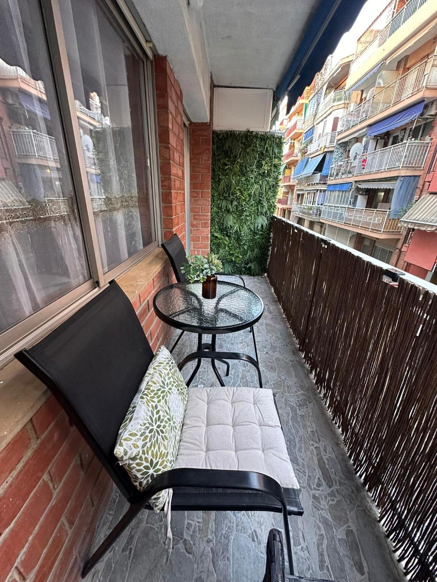 Apartamento Happy Hideaway Alicante Exterior foto